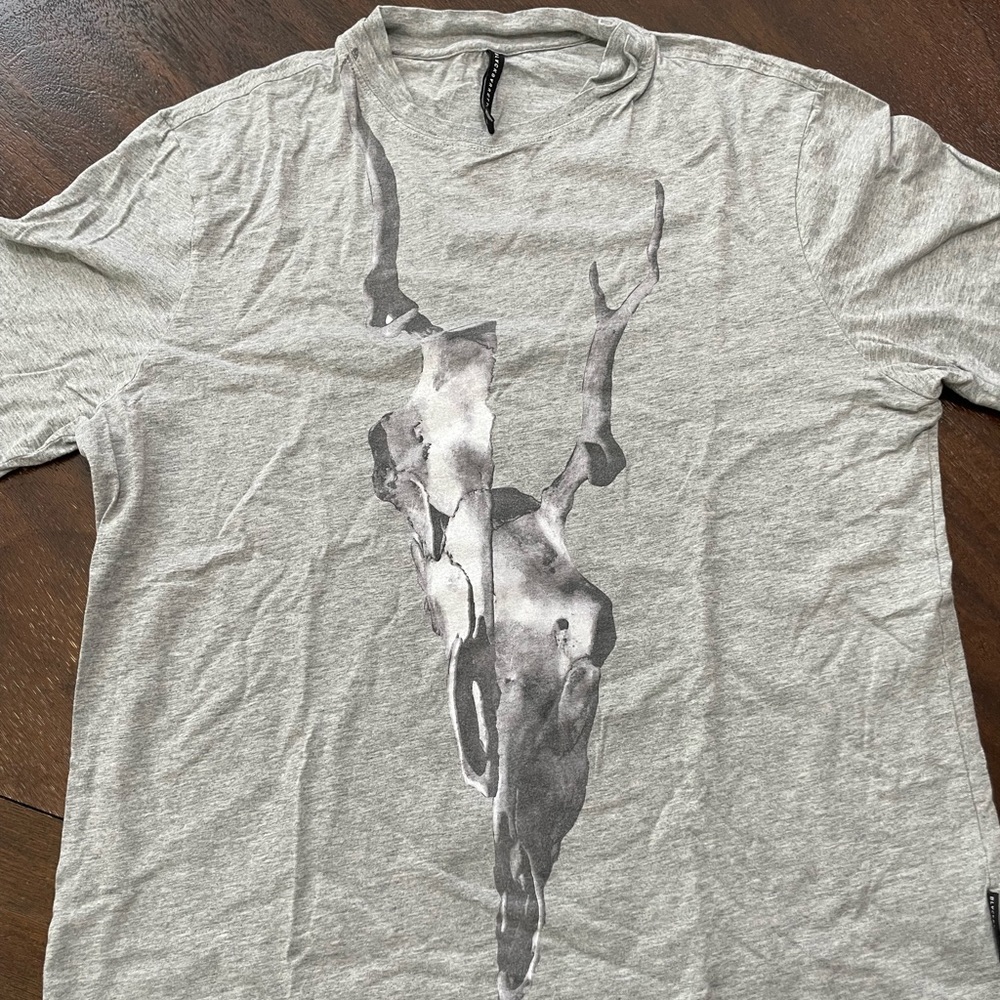 Neil Barrett T shirt size L ( slim fit )